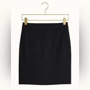 Loft Dark Grey Pencil Skirt Size 6 | Classic Back Slit Office to Evening